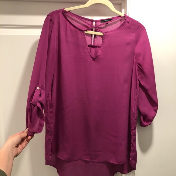 Fushsia color blouse - Picture 1 of 3